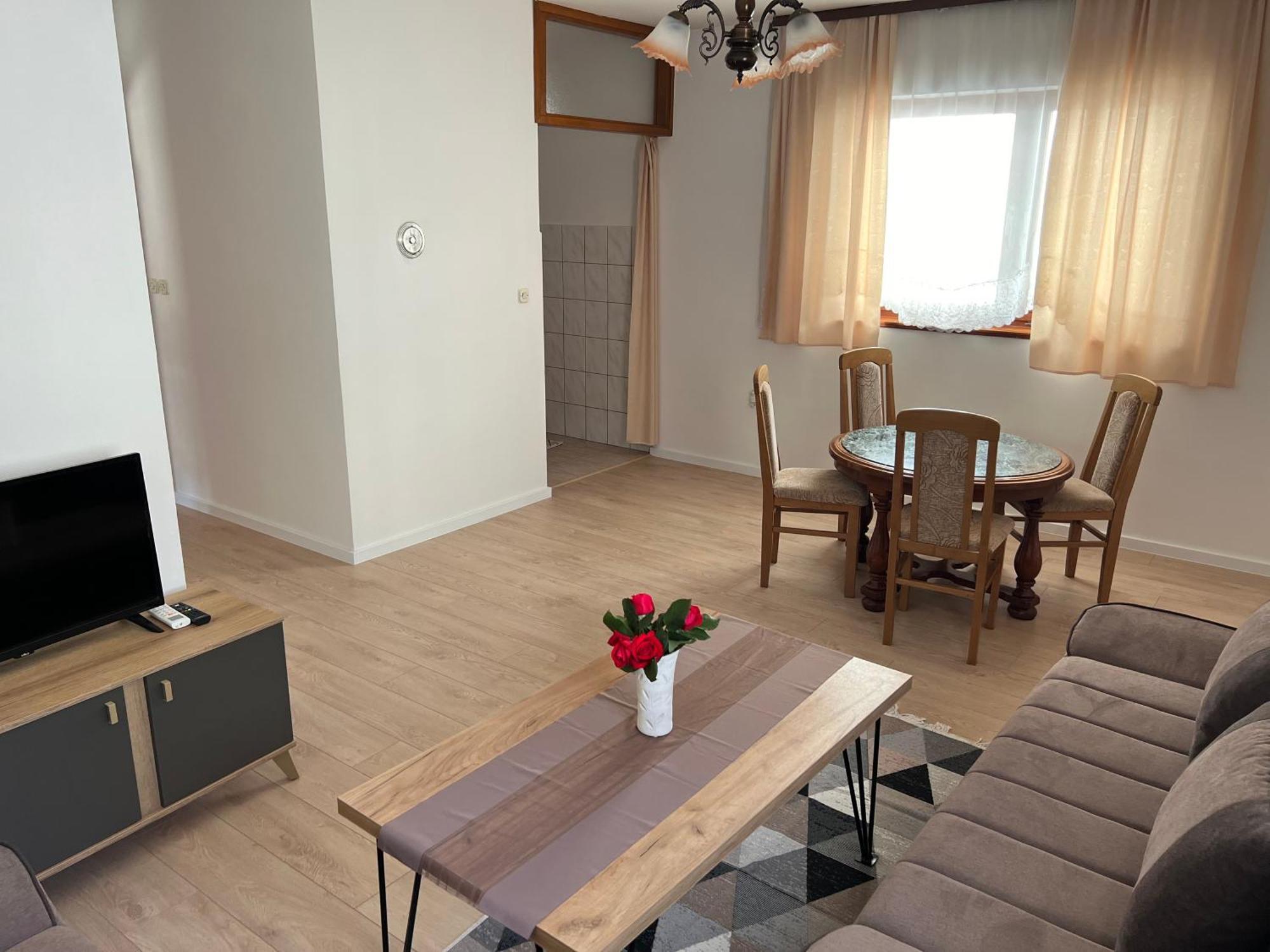 Cheap House Near The Center Of The City Mostar Ngoại thất bức ảnh
